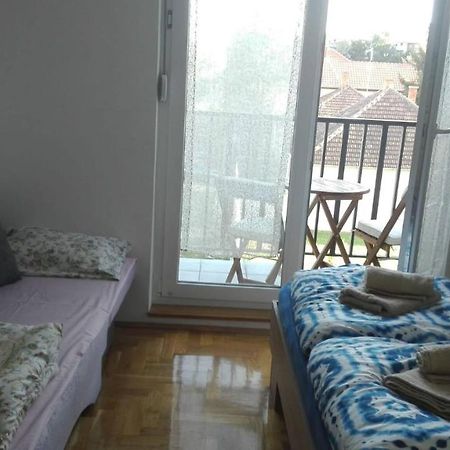 Appartamento Riva,temerin Temerin Exterior foto