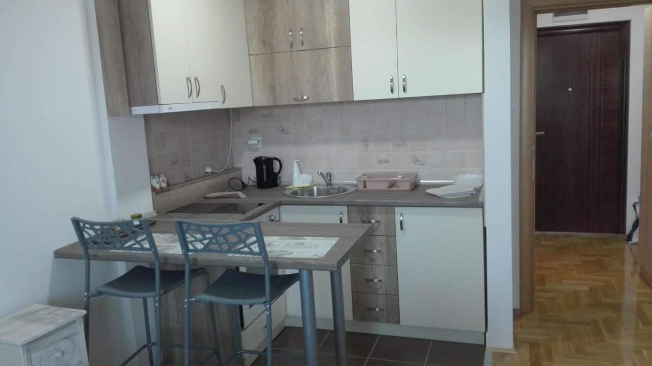 Appartamento Riva,temerin Temerin Exterior foto