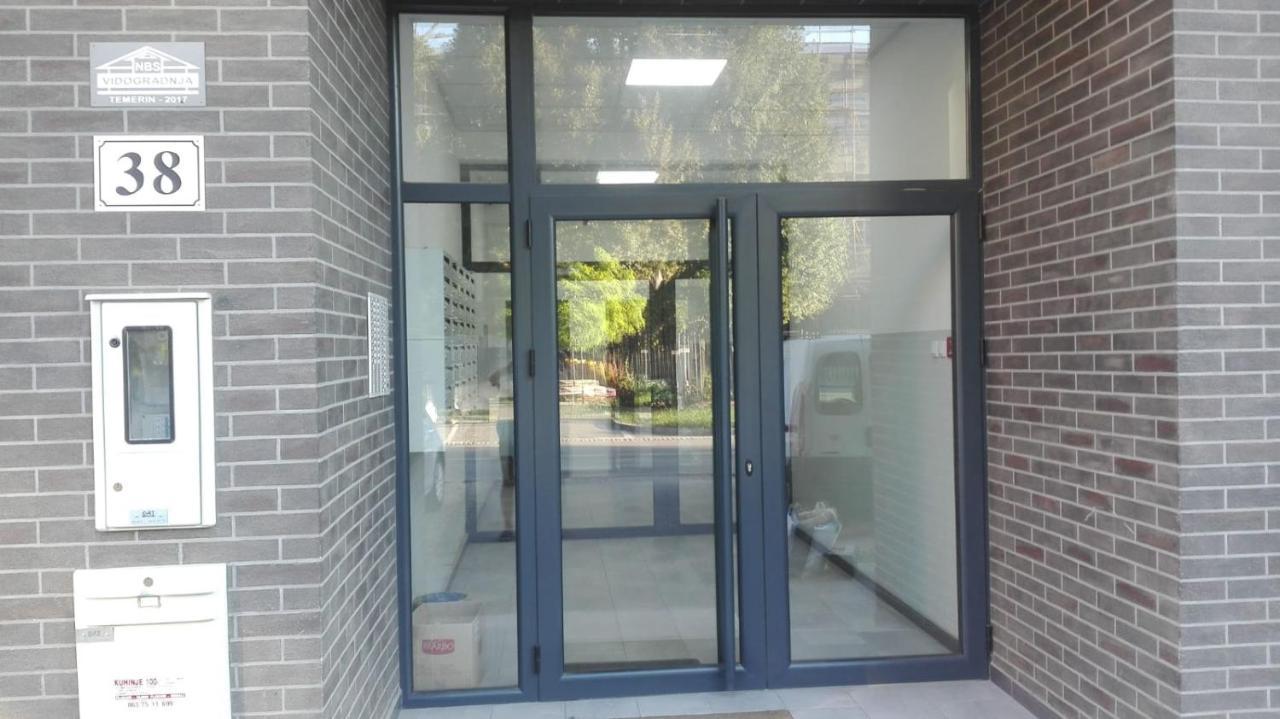 Appartamento Riva,temerin Temerin Exterior foto